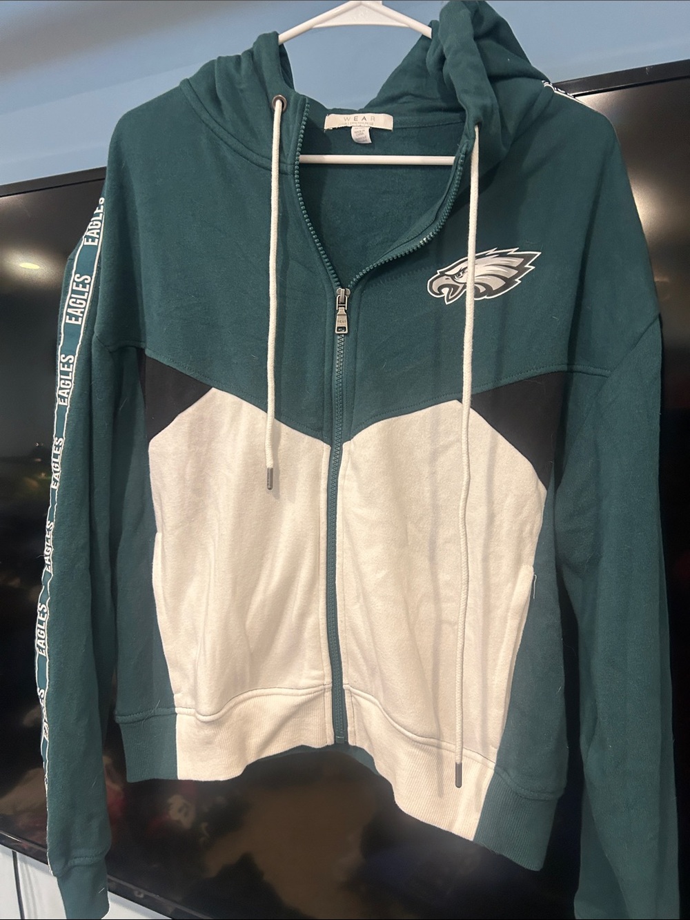 Women's Philadelphia Eagles Green & White Full-Zip Team Hoodie Jacket